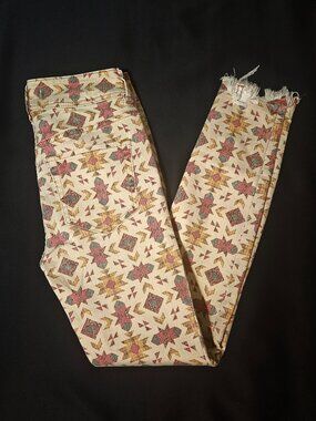 We The Free “We The Wild Child” Printed Skinny Jeans • Size 25 Boho Southwestern